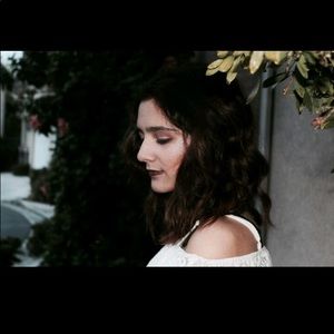 Meet your Posher, Raquel